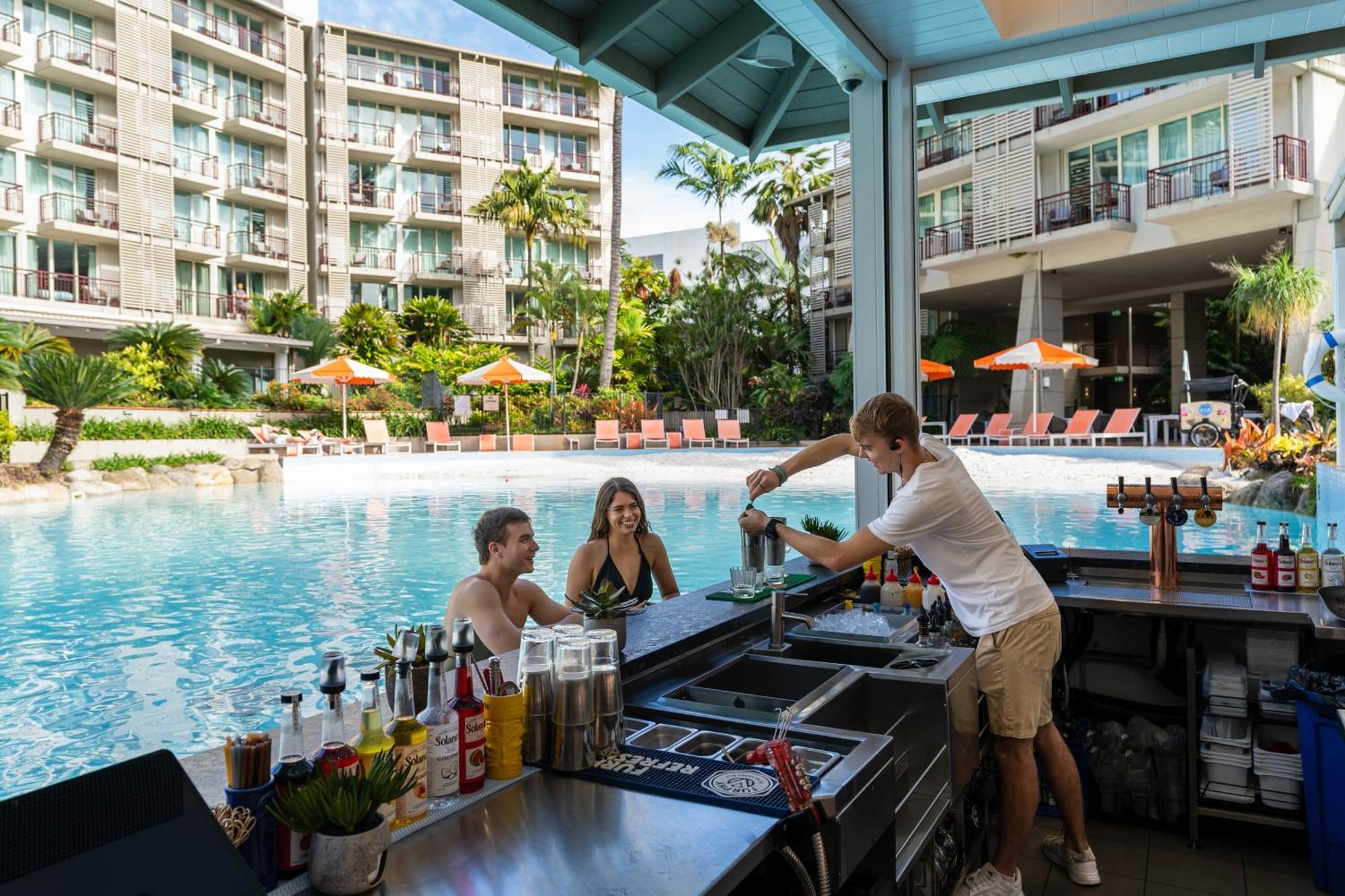 Novotel Cairns Oasis Resort Dış mekan fotoğraf